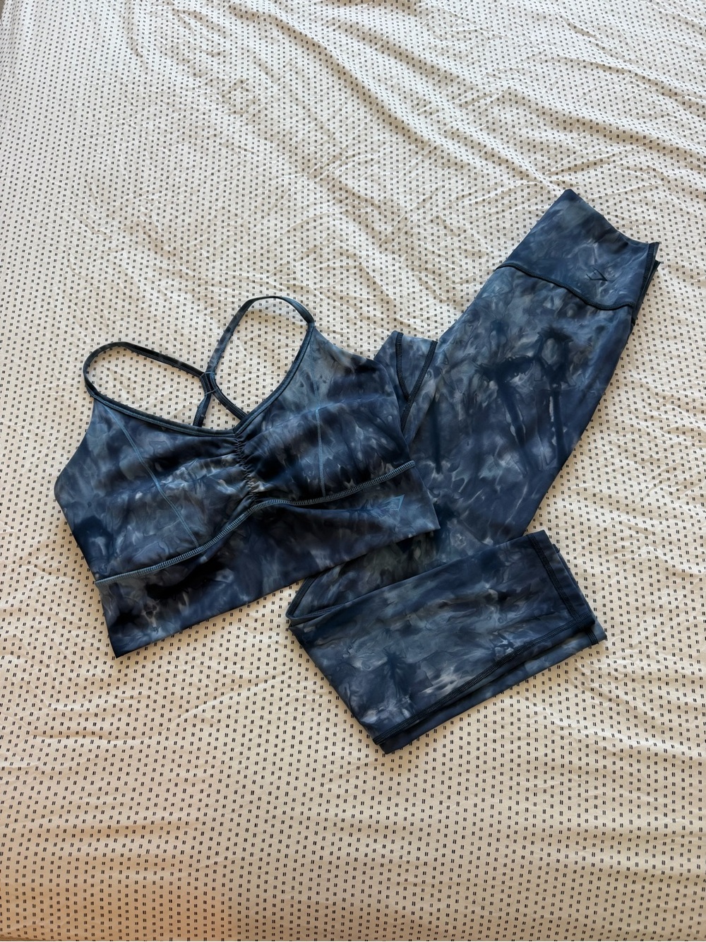 Gymshark Navy Tie-Dye Sports Bra and Leggings Set